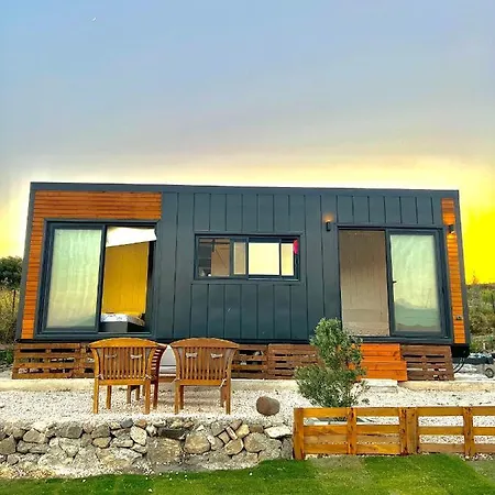 Sekiz Alacati * Çeşme